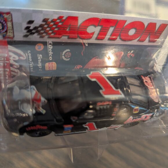 Set of Dale Earnhardt diecast racing cars winning circles - Picture 9 of 10